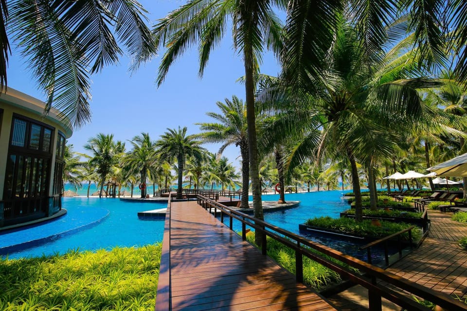 Garden, Swimming pool