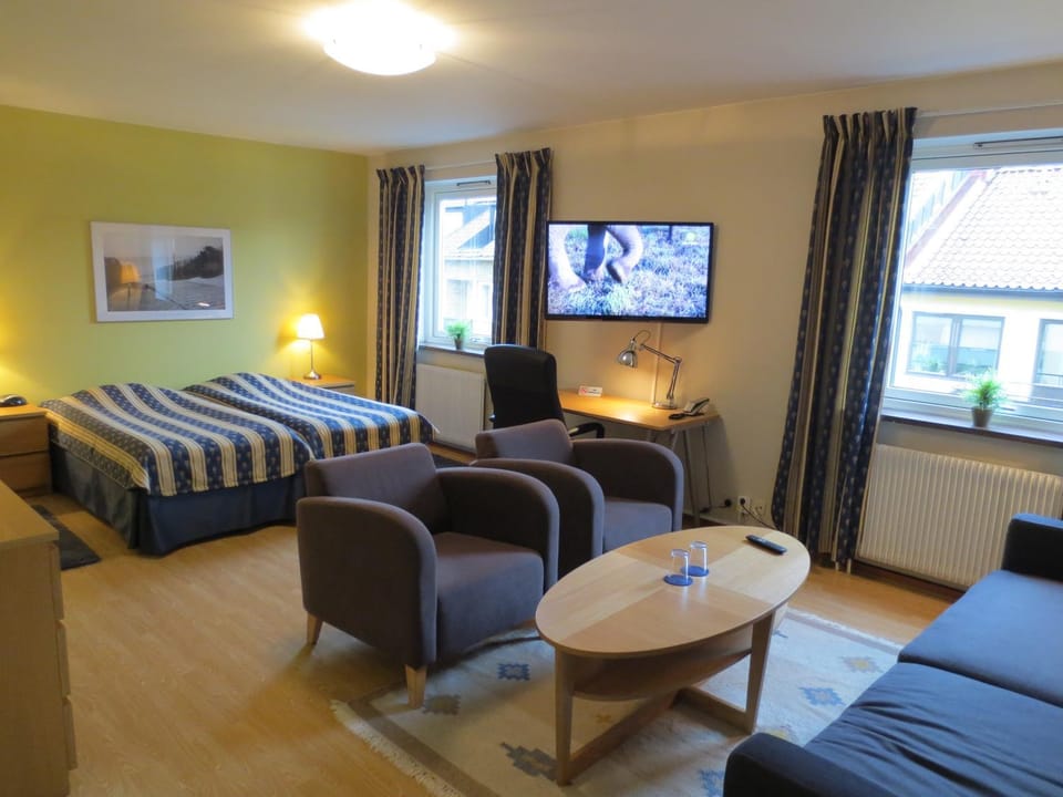 Photo of the whole room