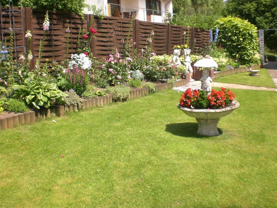 Garden, View (from property/room), Garden view