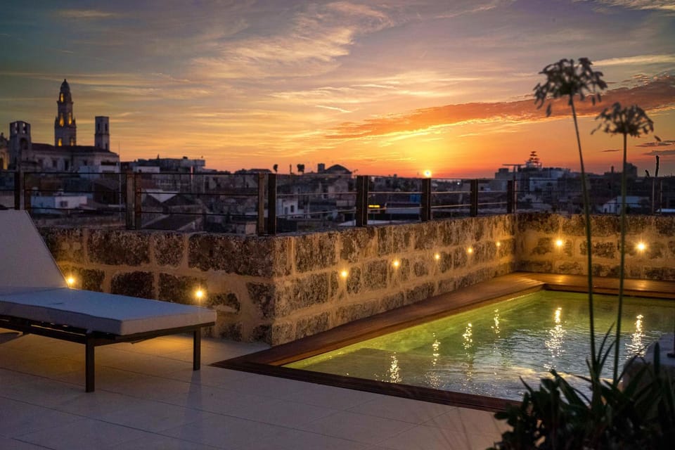 Balcony/Terrace, Pool view, Swimming pool, Swimming pool, Sunset