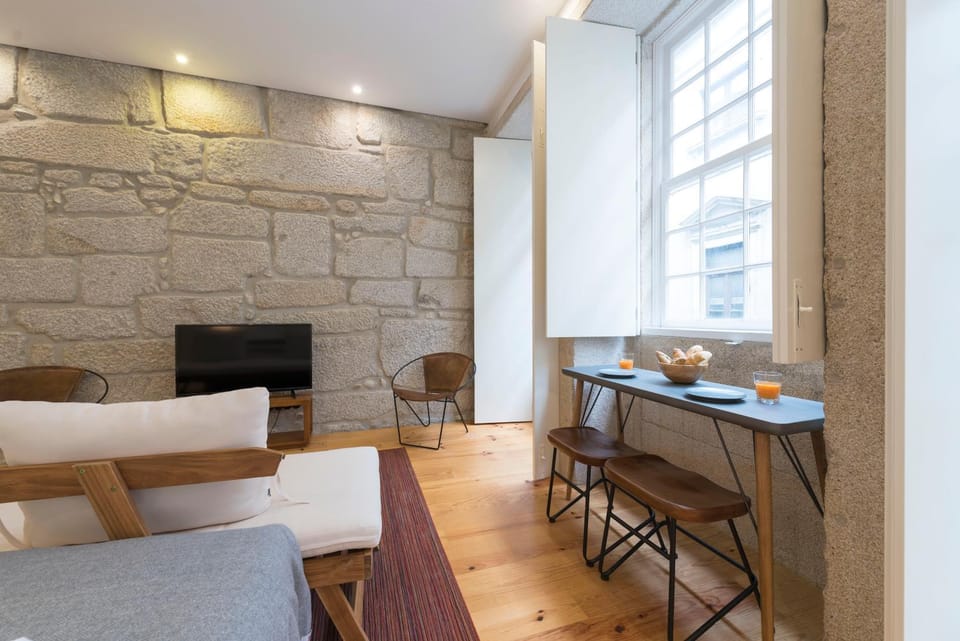 TV and multimedia, Balcony/Terrace, Living room, Bedroom