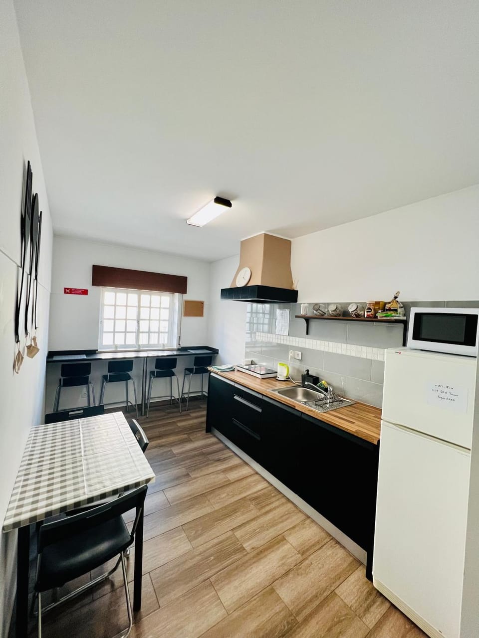 Dining area, Communal kitchen