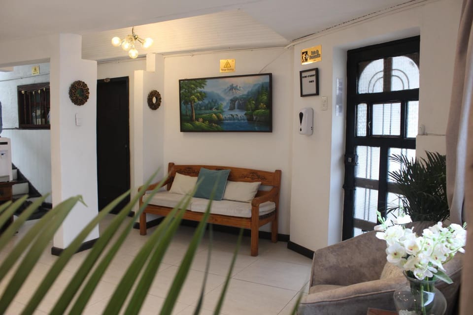 Living room, Internal: Not applicable to any particular room