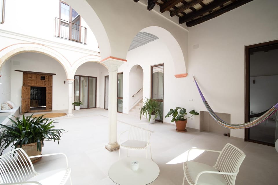 Patio, Seating area