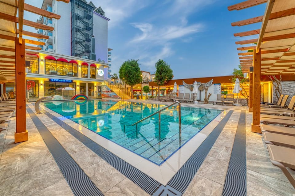 Pool view, Swimming pool