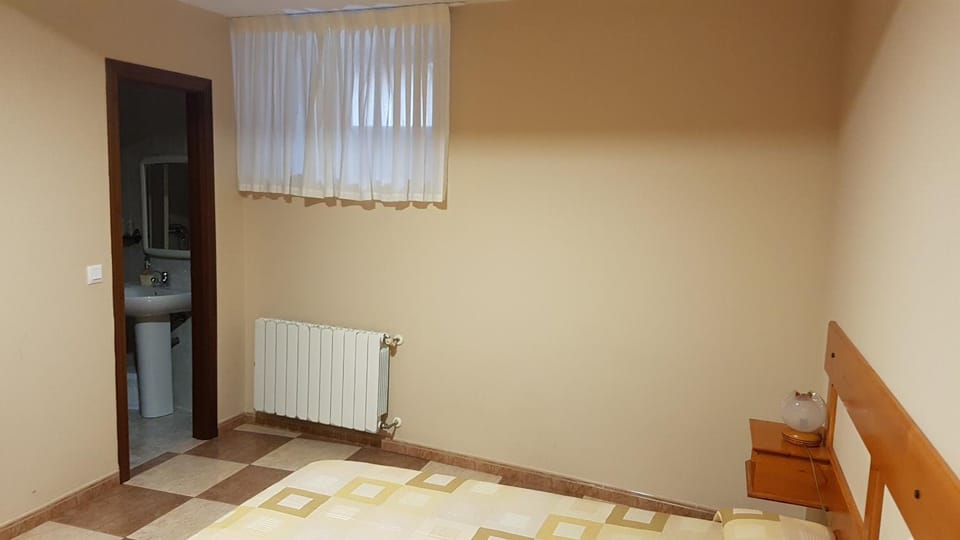 Hostal Arenal Bed and Breakfast in San Vicente de la Barquera