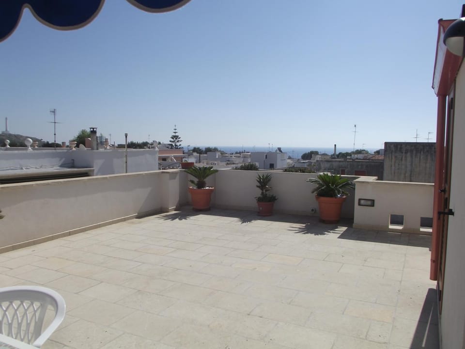 Sea view, Inner courtyard view