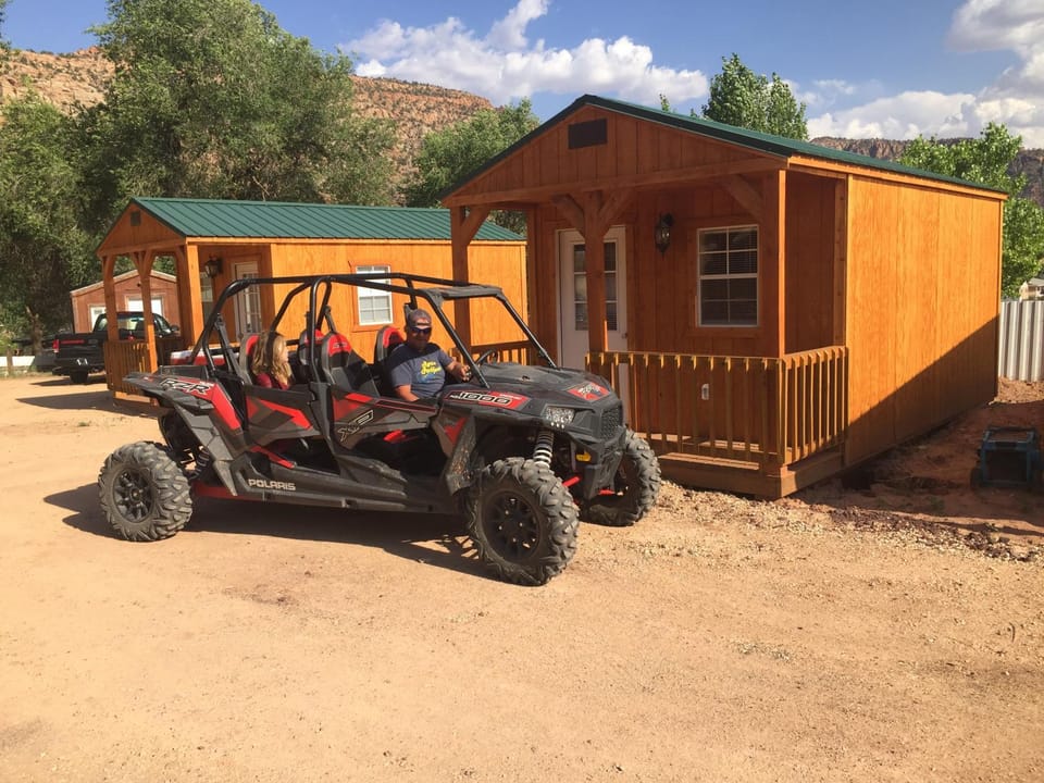 Zion’s Cozy Cabin's Cabin in Hildale