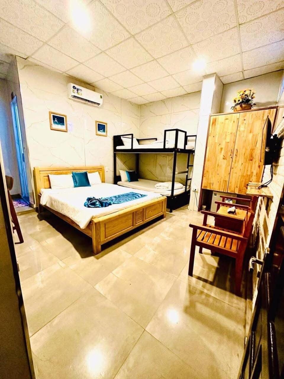 Shark Homestay Vacation rental in Laos