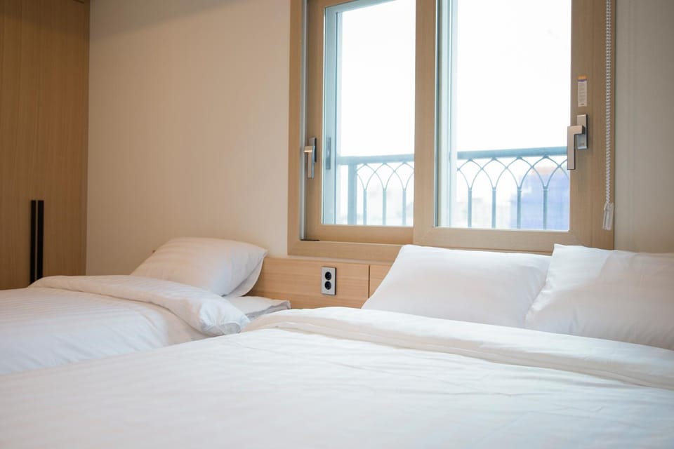 Bed, Bedroom, internet