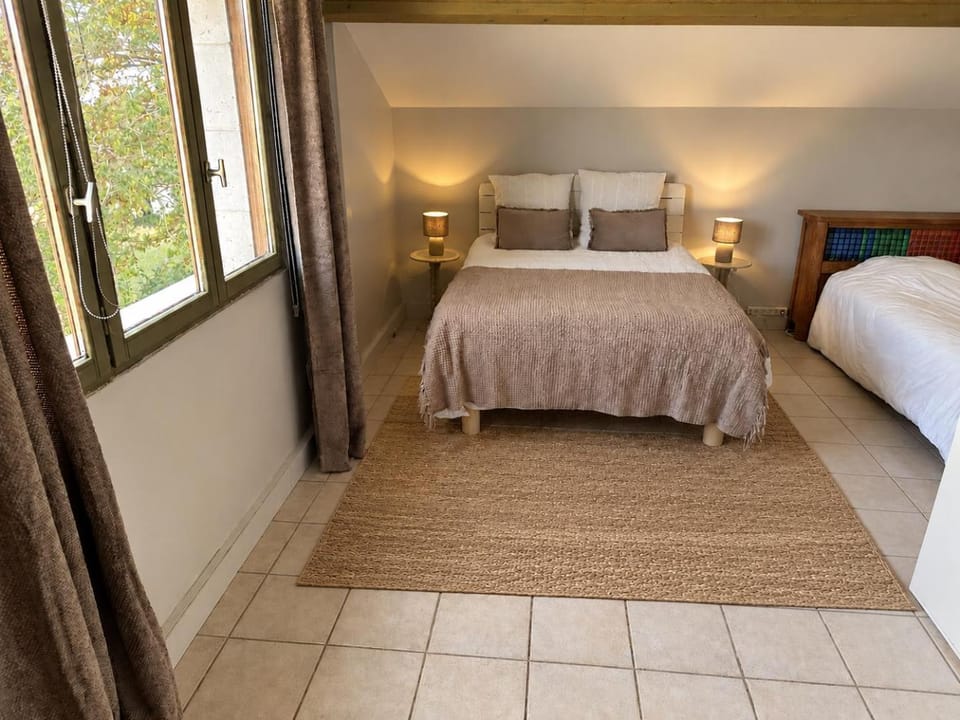 Bed, Bedroom