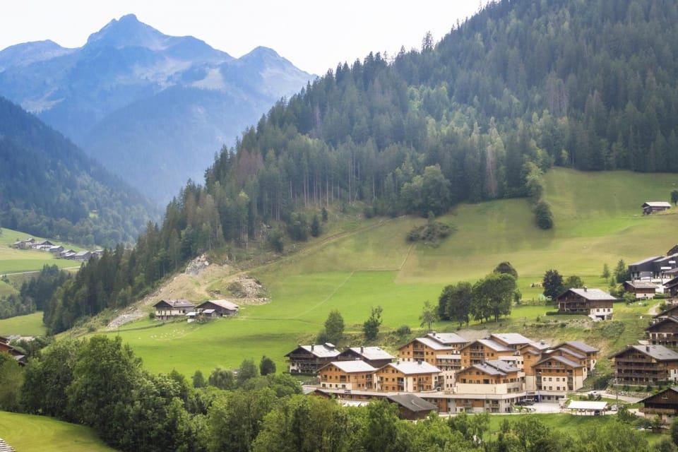 Natural landscape, Bird's eye view, Summer, Mountain view, Family