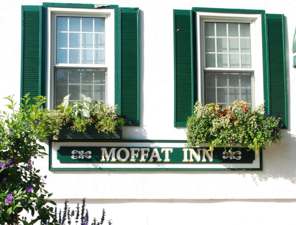 Property building, Facade/entrance, Property logo or sign, Lobby or reception