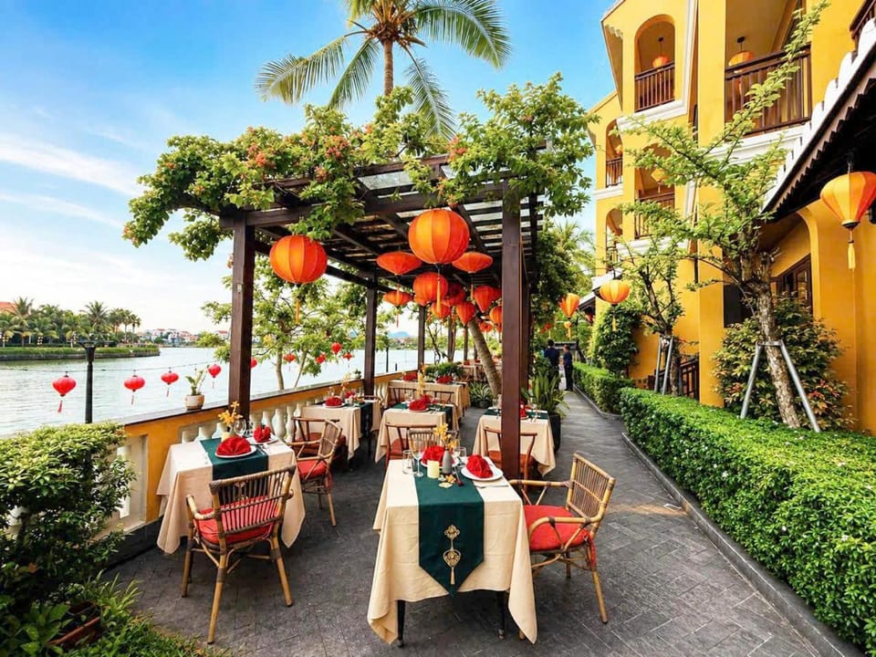 Restaurant/places to eat, Garden