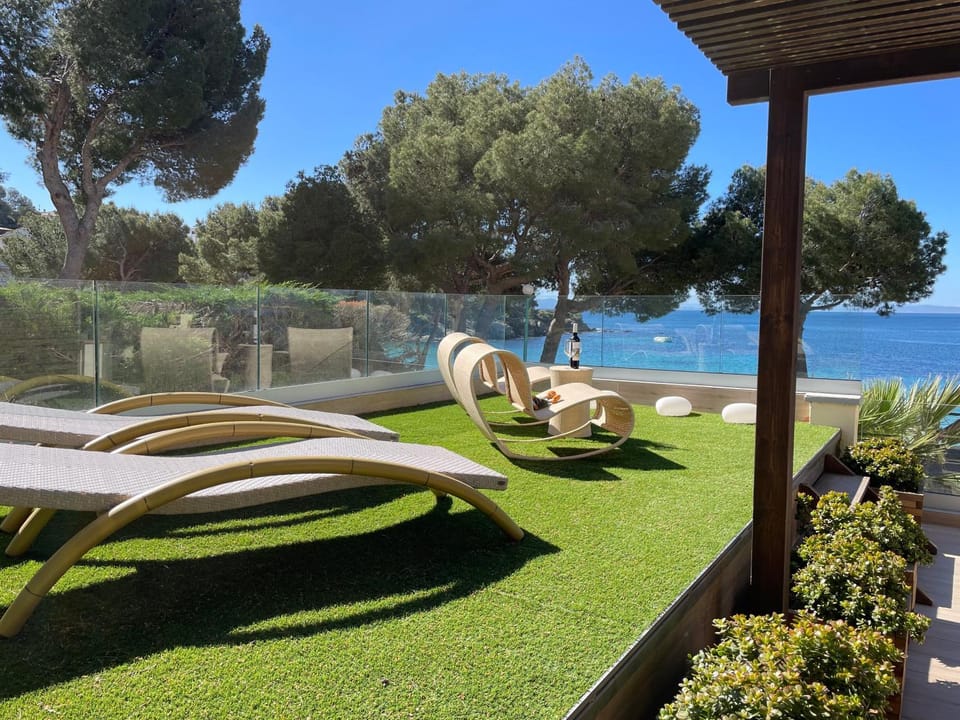 Beach, Sea view, sunbed
