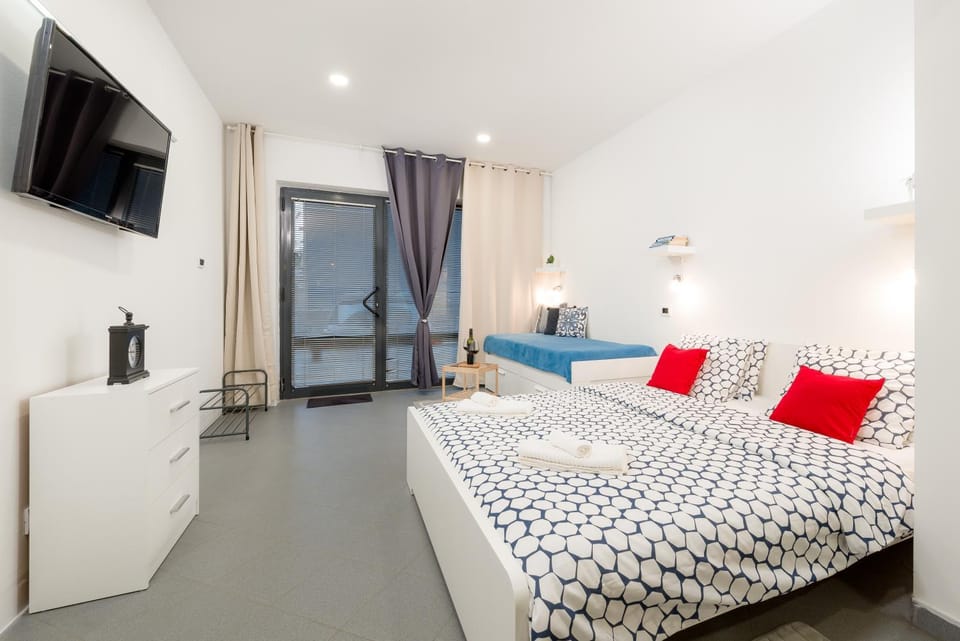 Living room, Bedroom