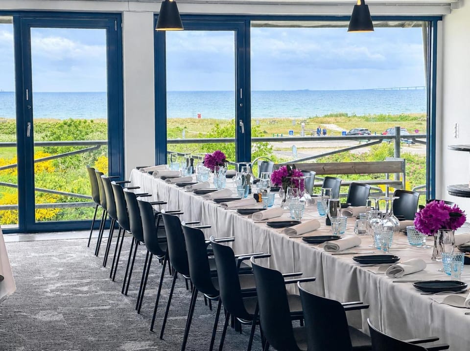 Banquet/Function facilities, Meeting/conference room
