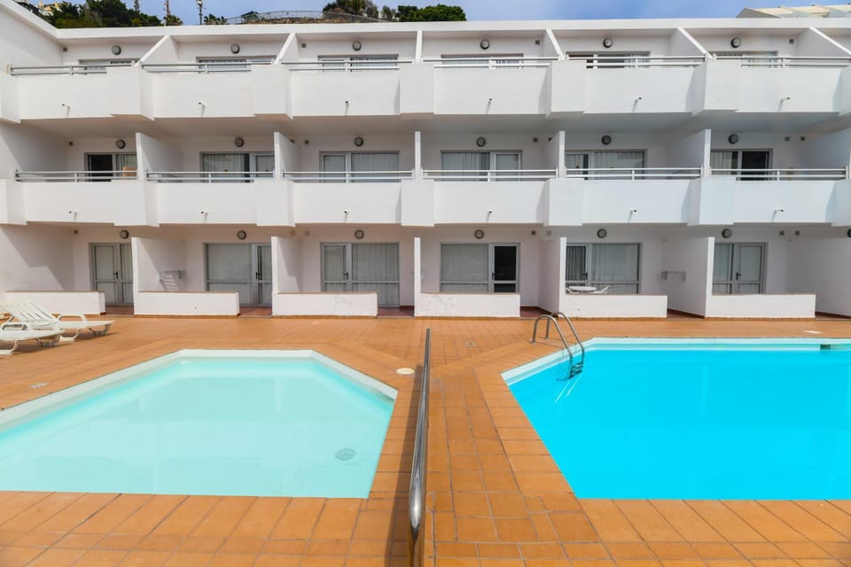 Balcony/Terrace, Swimming pool