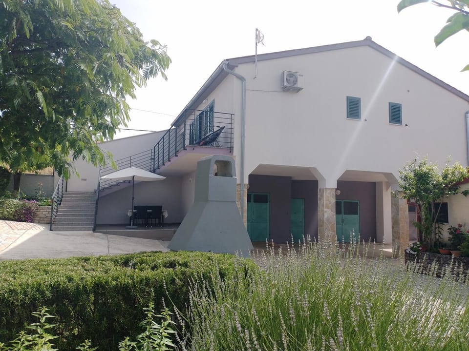 Property building, Garden