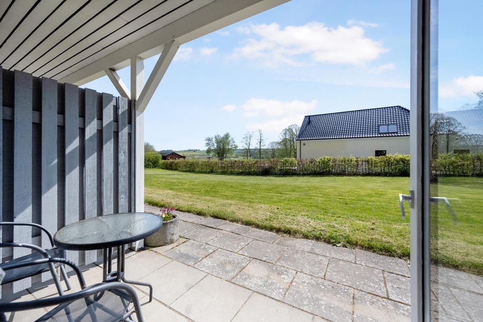 View (from property/room), Balcony/Terrace