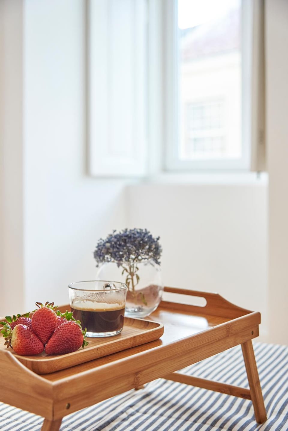 Modern Apartment Calçada São Francisco II Apartment in Lisbon