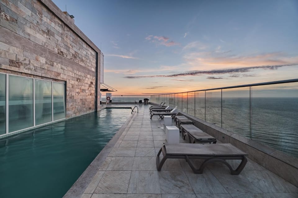 Day, Natural landscape, Balcony/Terrace, Sea view, Swimming pool, Swimming pool, Sunset, sunbed