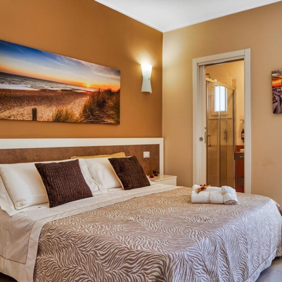 Bed, Photo of the whole room