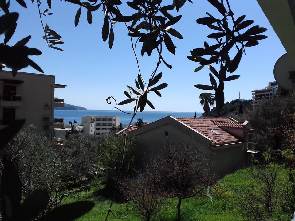 City view, Garden view, Mountain view, Sea view