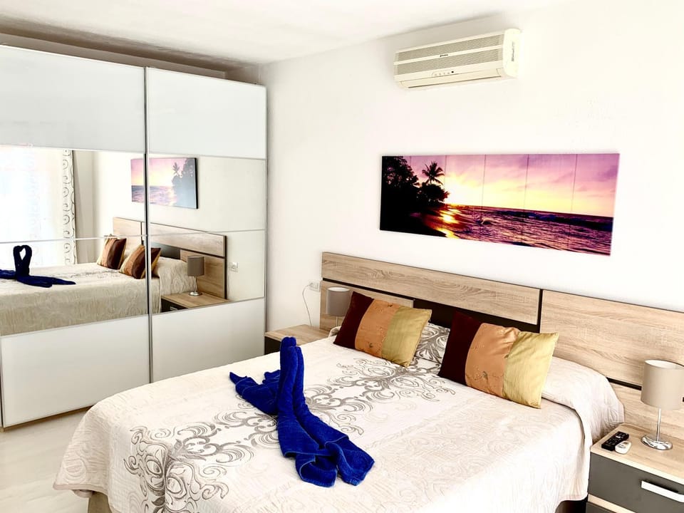 Los Cristianos Best Beach View Apartment in Playa de las Americas