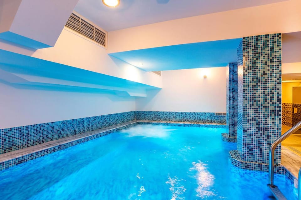 Spa and wellness centre/facilities, Swimming pool