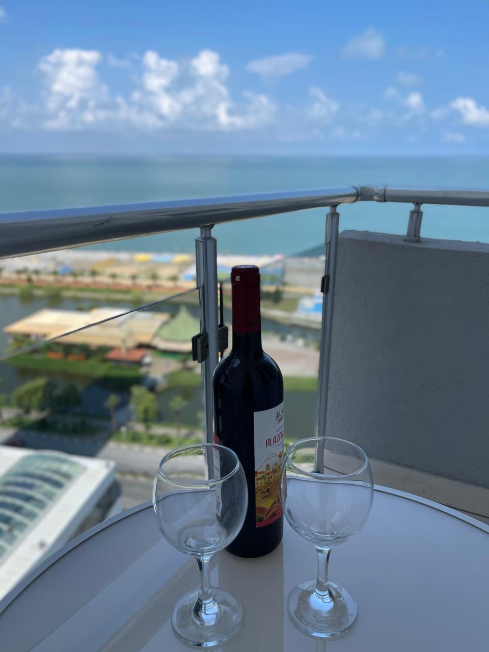 Уютные апартаменты с панорамным видом на море Best in Batumi Apartment in Batumi