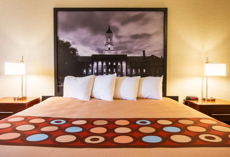 Photo of the whole room, On site