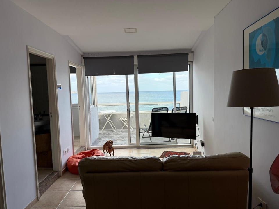 Beach line apartment Apartment in Las Palmas de Gran Canaria