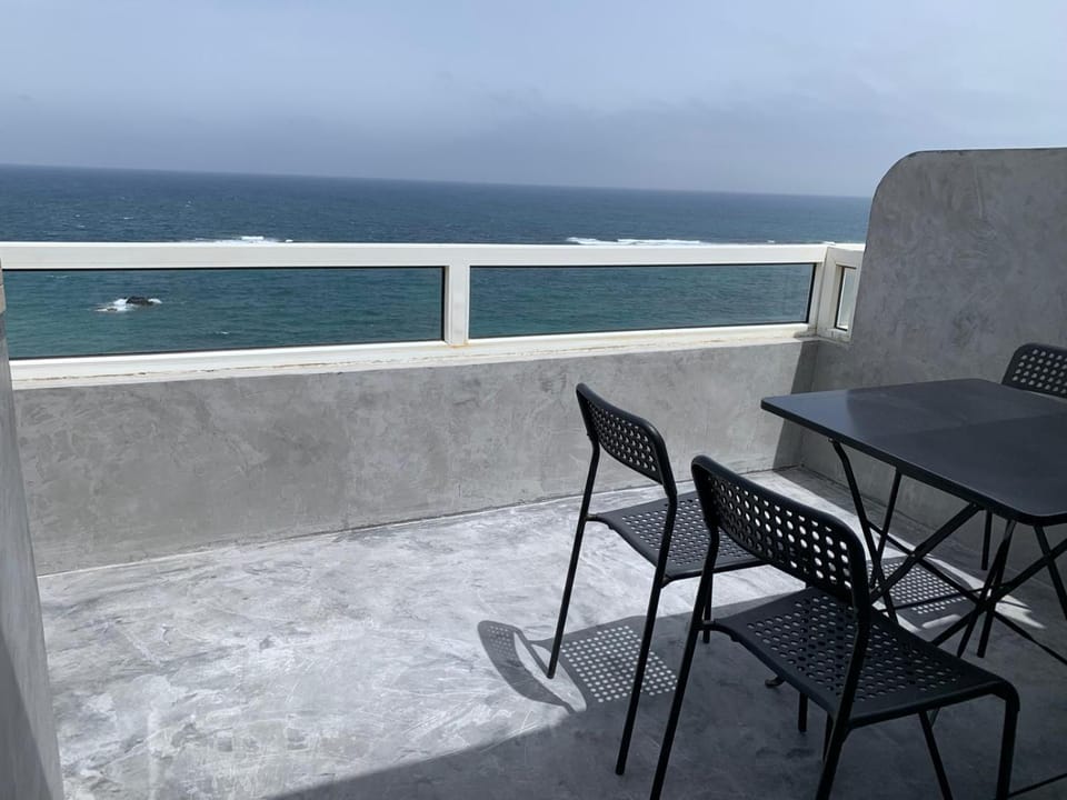 Beach line apartment Apartment in Las Palmas de Gran Canaria