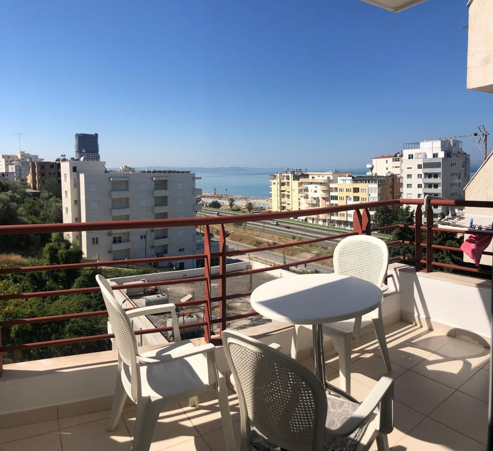 View (from property/room), Balcony/Terrace, Seating area, Sea view