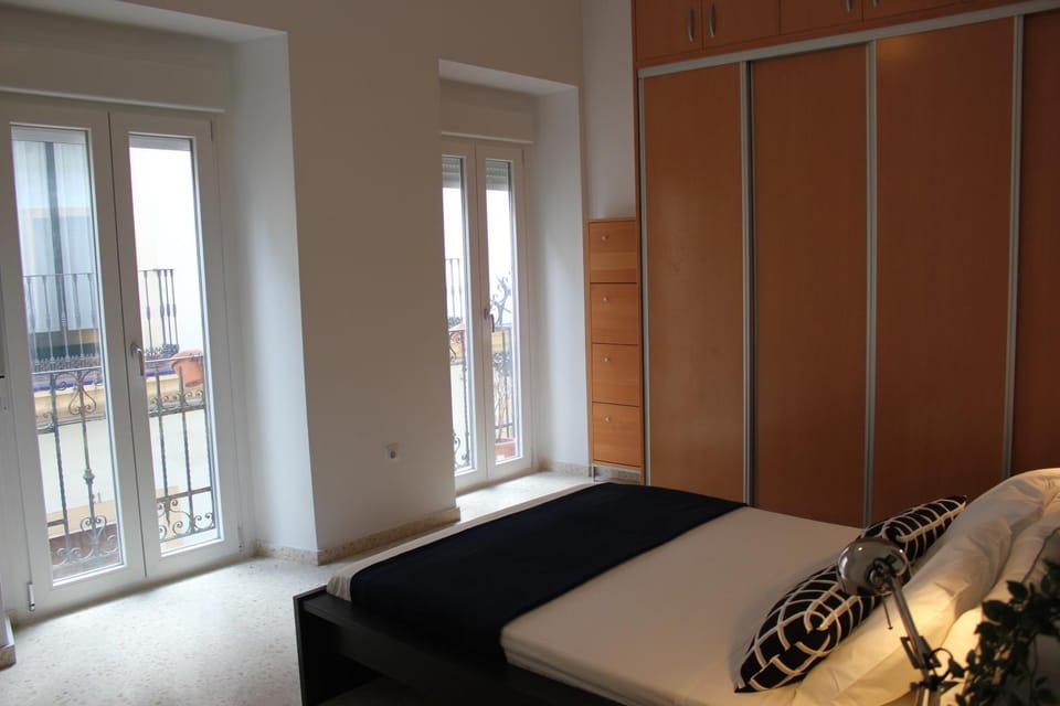 Bed, Balcony/Terrace, Bedroom, cot