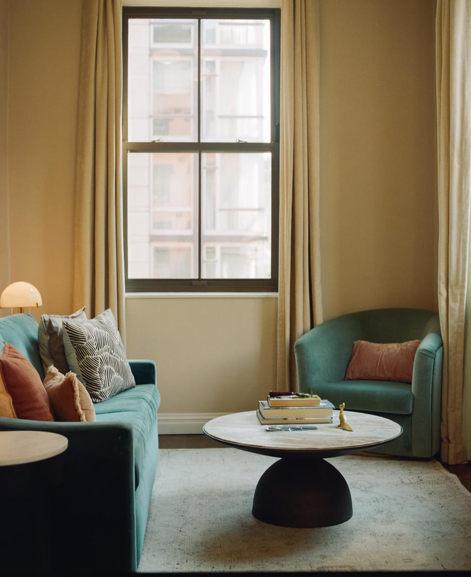 Living room, Seating area