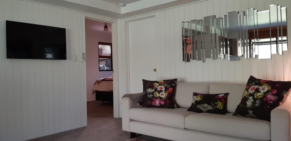 Sequoia Steps Bed and Breakfast in New Plymouth