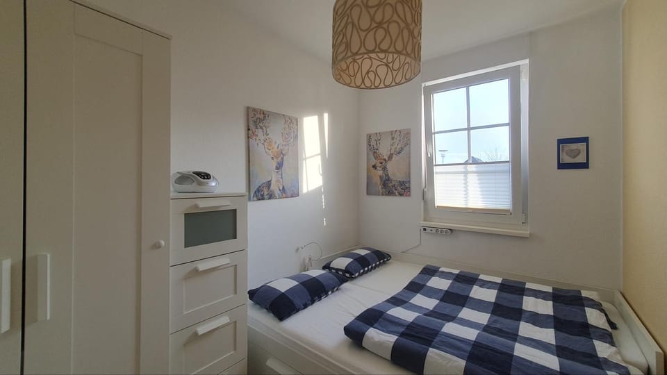 Bed, Photo of the whole room, Bedroom, children