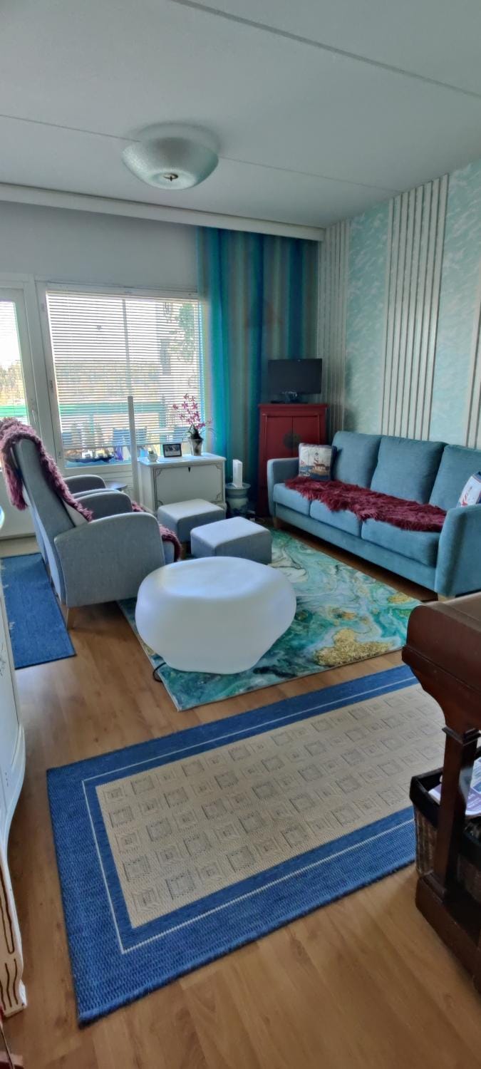 Spring, Neighbourhood, Living room, Lake view, Seasons