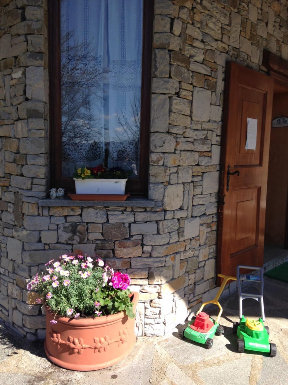 Facade/entrance, Day