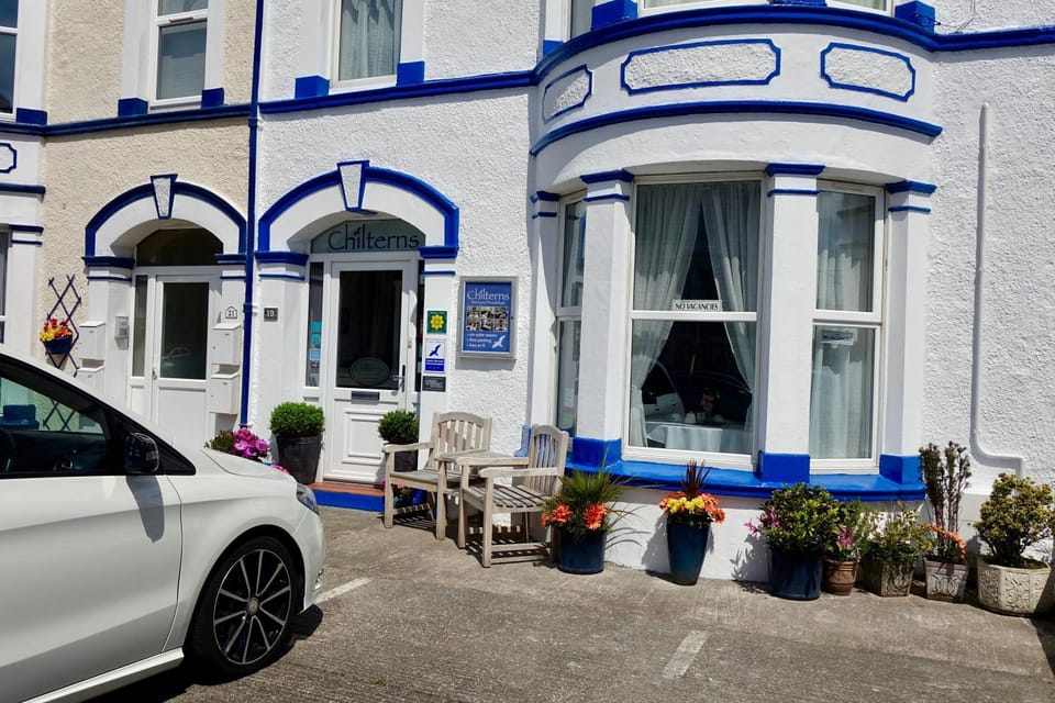 Chilterns Guest House Bed and Breakfast in Llandudno