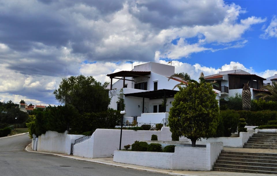 Property building, Street view