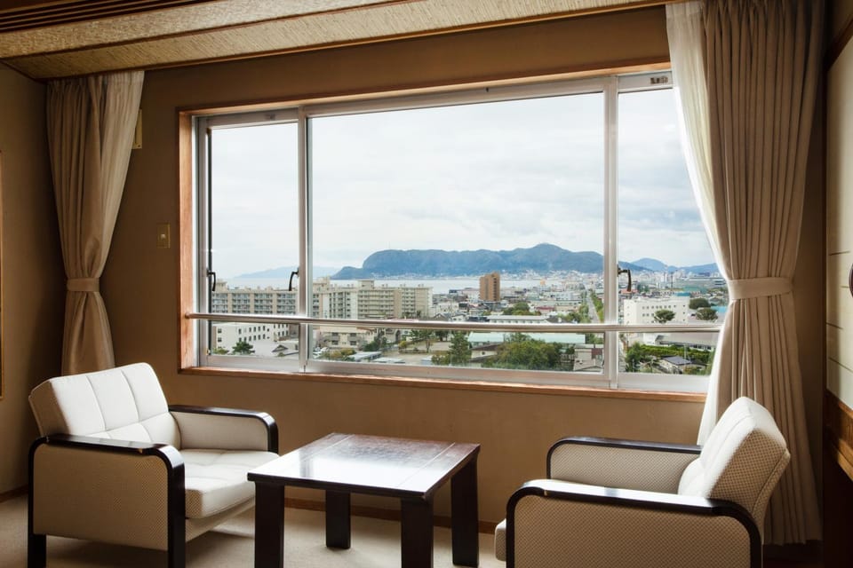 View (from property/room), Photo of the whole room, City view