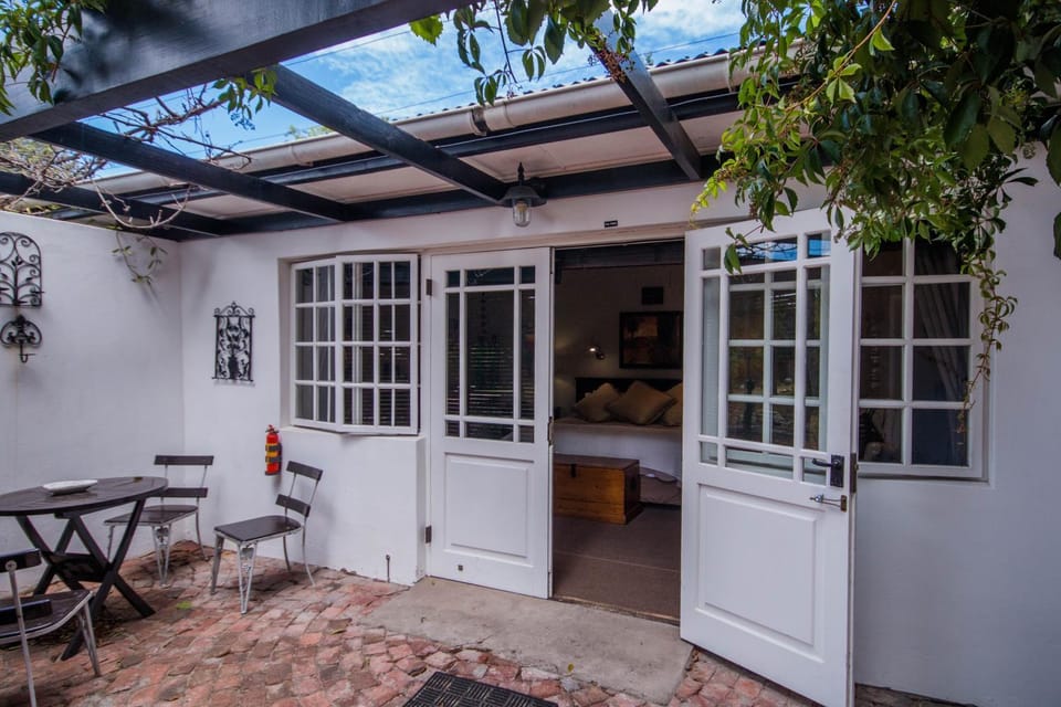 Balcony/Terrace, Garden view