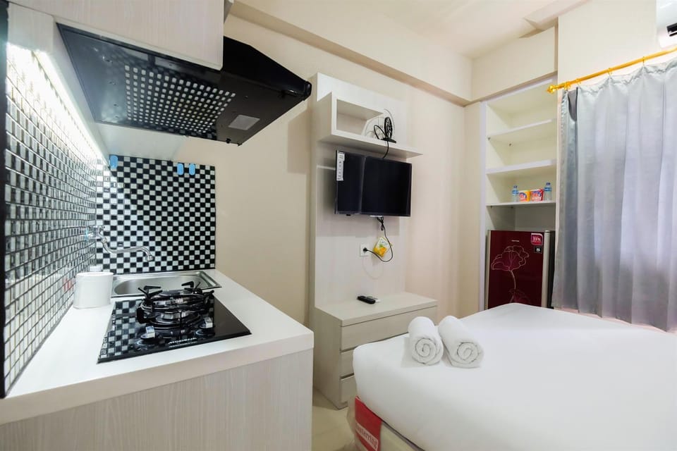 Studio Green Pramuka City a Serene Apartment Living By Travelio Apartment in Jakarta