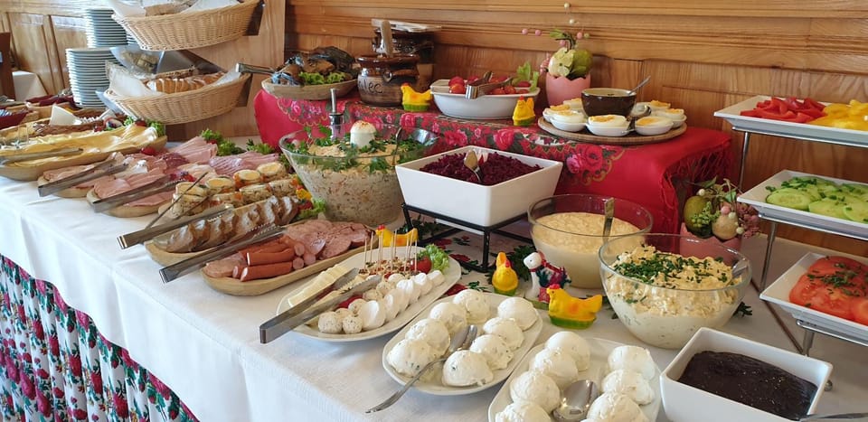 Food close-up, Dining area, Food, Breakfast, Buffet breakfast