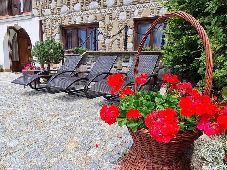 Garden, Seating area