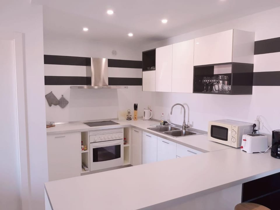 Apartamentos Dinastia Apartment in Los Cristianos