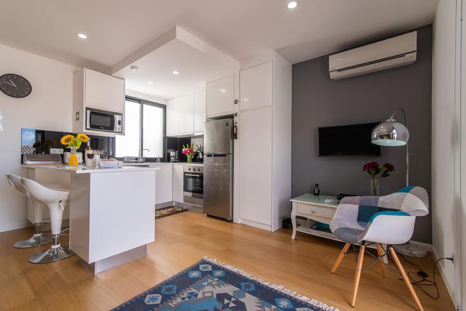 Kitchen or kitchenette, Living room, Dining area